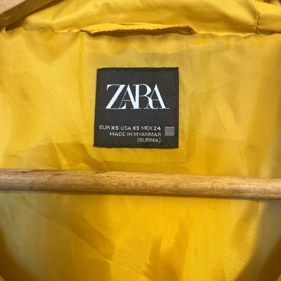 Zara Yellow Puffer Jacket - Picture 4 of 4